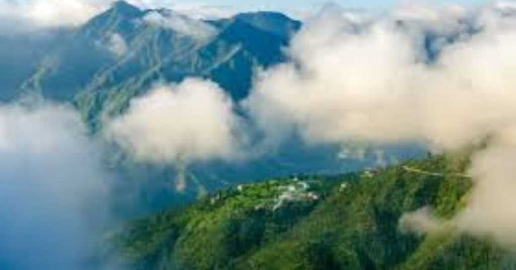 Places To Visit In India in July, Mussoorie