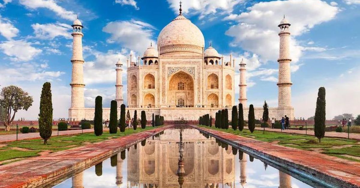 Read more about the article 14 Best to Places to Visit in Agra