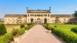 Read more about the article 15 Best Places to Visit in Lucknow